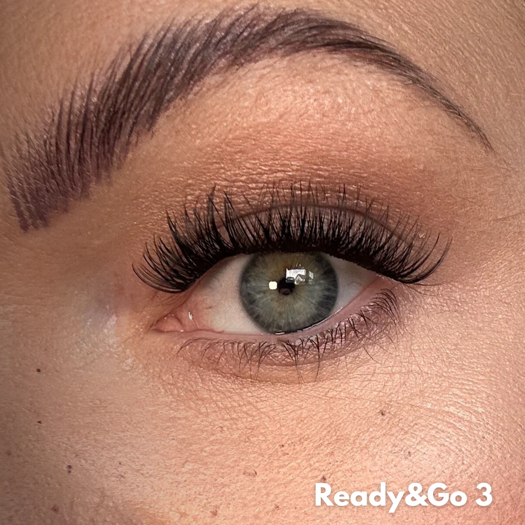 Ready & Go Pre-Glued Lashes Set - Image 4